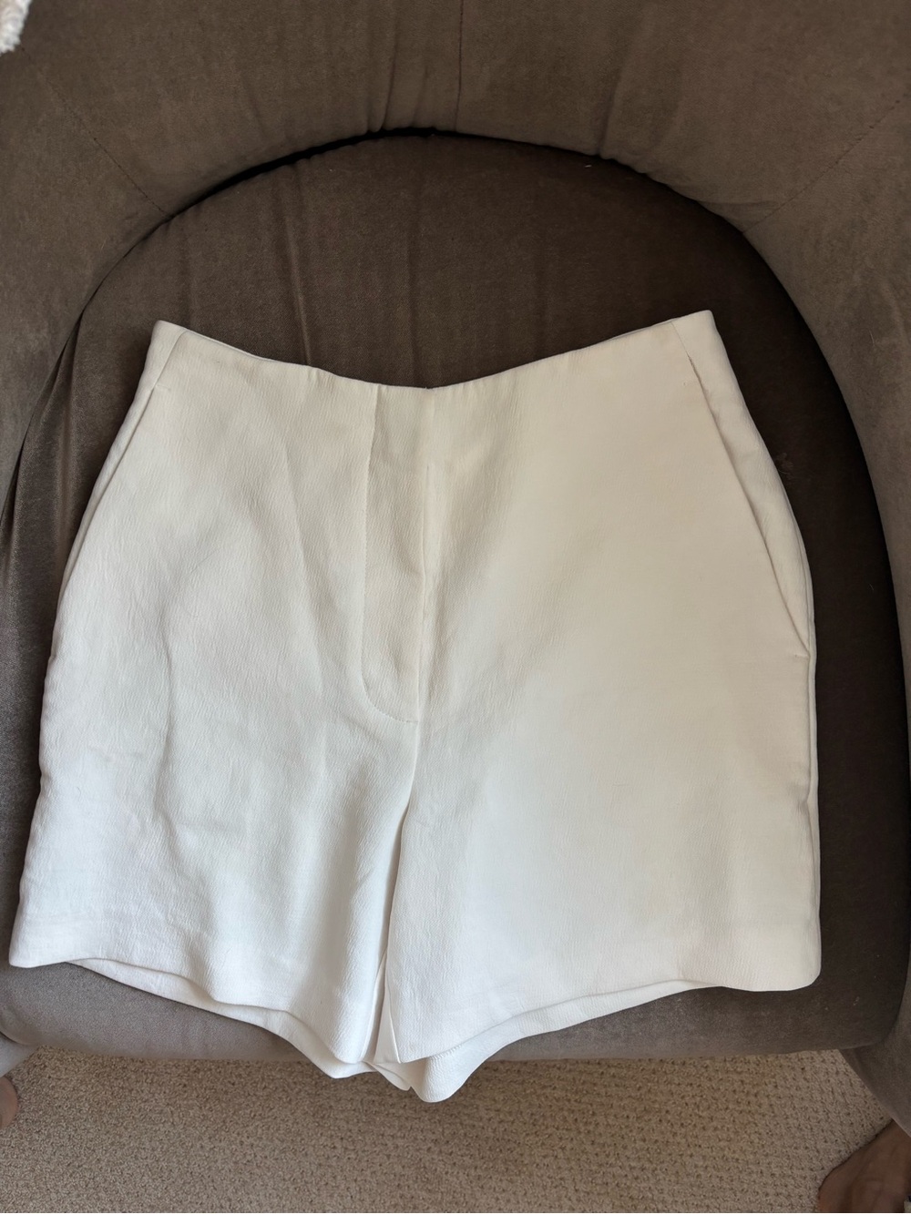 Wilfred Cream High-Waist Tailored Shorts